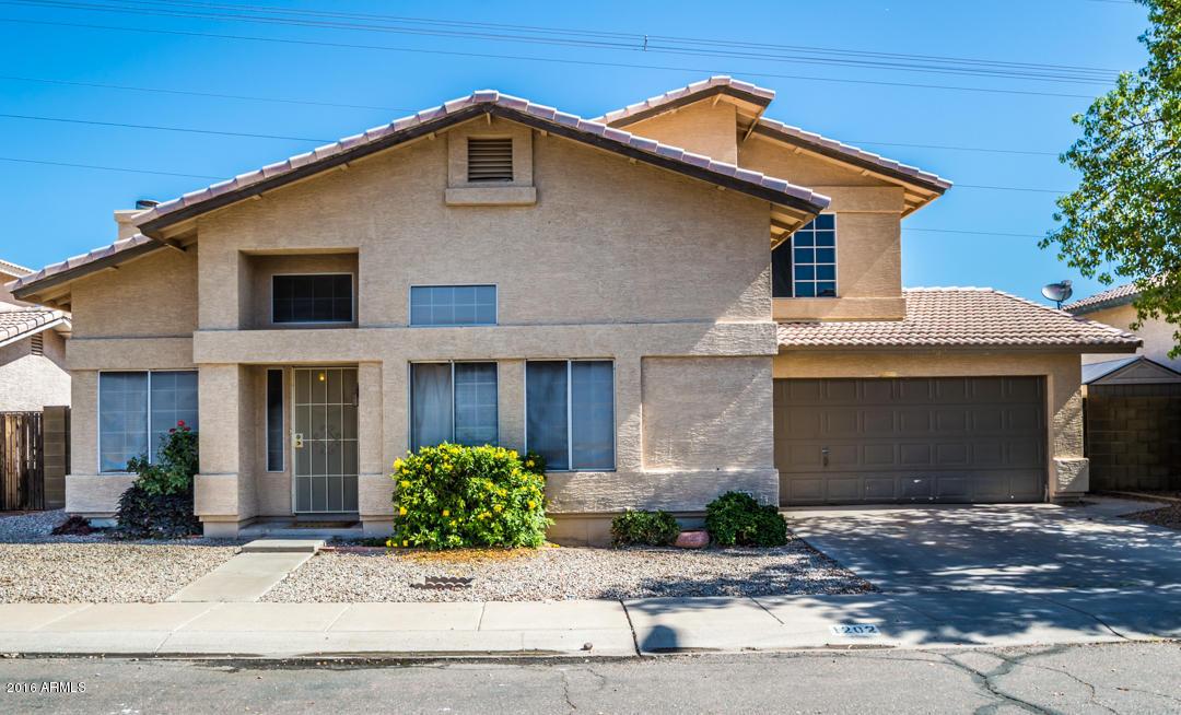 1202 E Hearne Way, Gilbert, AZ 85234