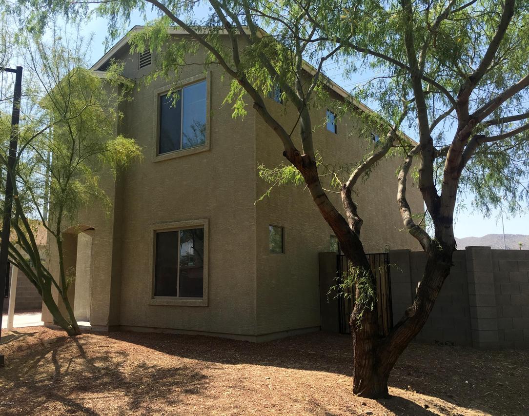825 E Minton St., Phoenix, AZ 85042