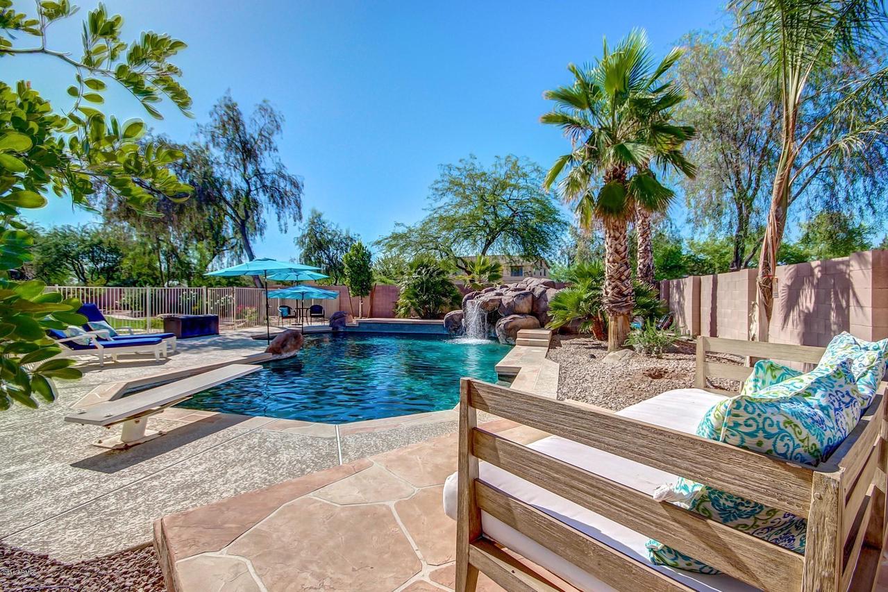 1470 E Horseshoe Dr., Chandler, AZ 85249