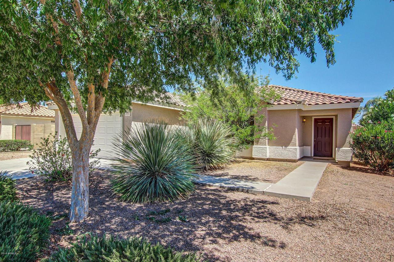 2082 E Hawken Way, Chandler, AZ 85286