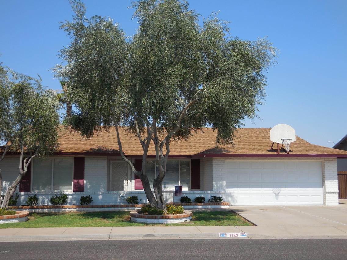 1742 S Beverly St., Mesa, AZ 85210