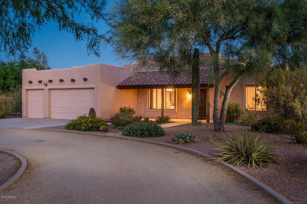 611 W Restin Rd., Phoenix, AZ 85086