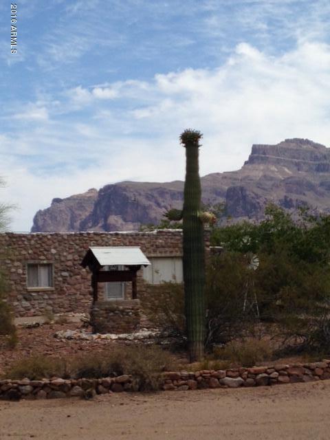 4936 E 26th Ave., Apache Junction, AZ 85119