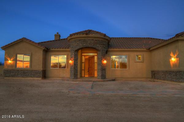 812 W Desert Ranch Rd., Phoenix, AZ 85086