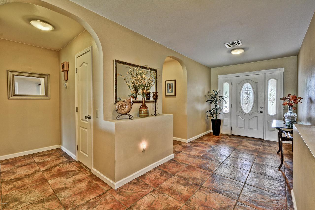 18415 N Conestoga Dr., Sun City, AZ 85373