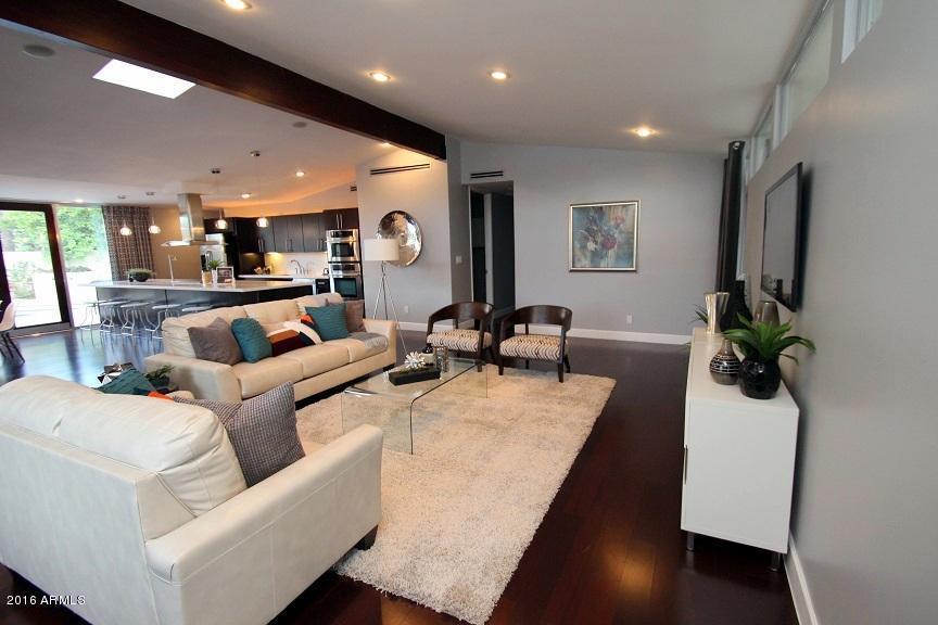 3301 E Orange Dr., Phoenix, AZ 85018