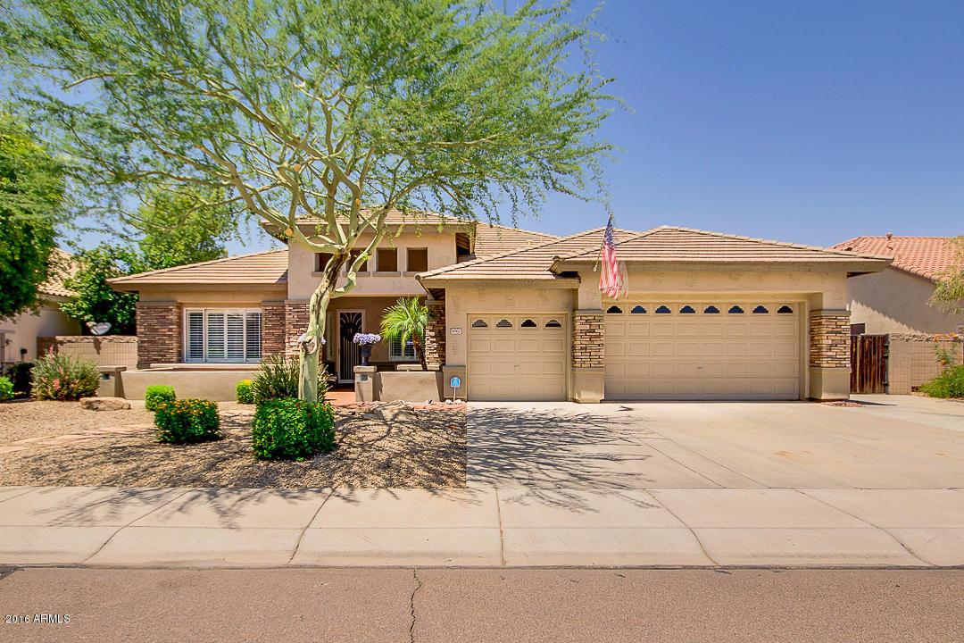 8062 W Louise Dr., Peoria, AZ 85383