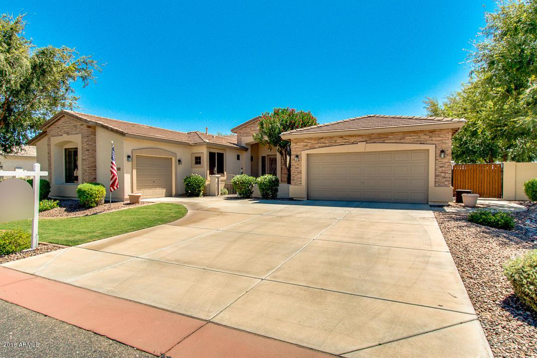 1183 E Longhorn Pl., Chandler, AZ 85286