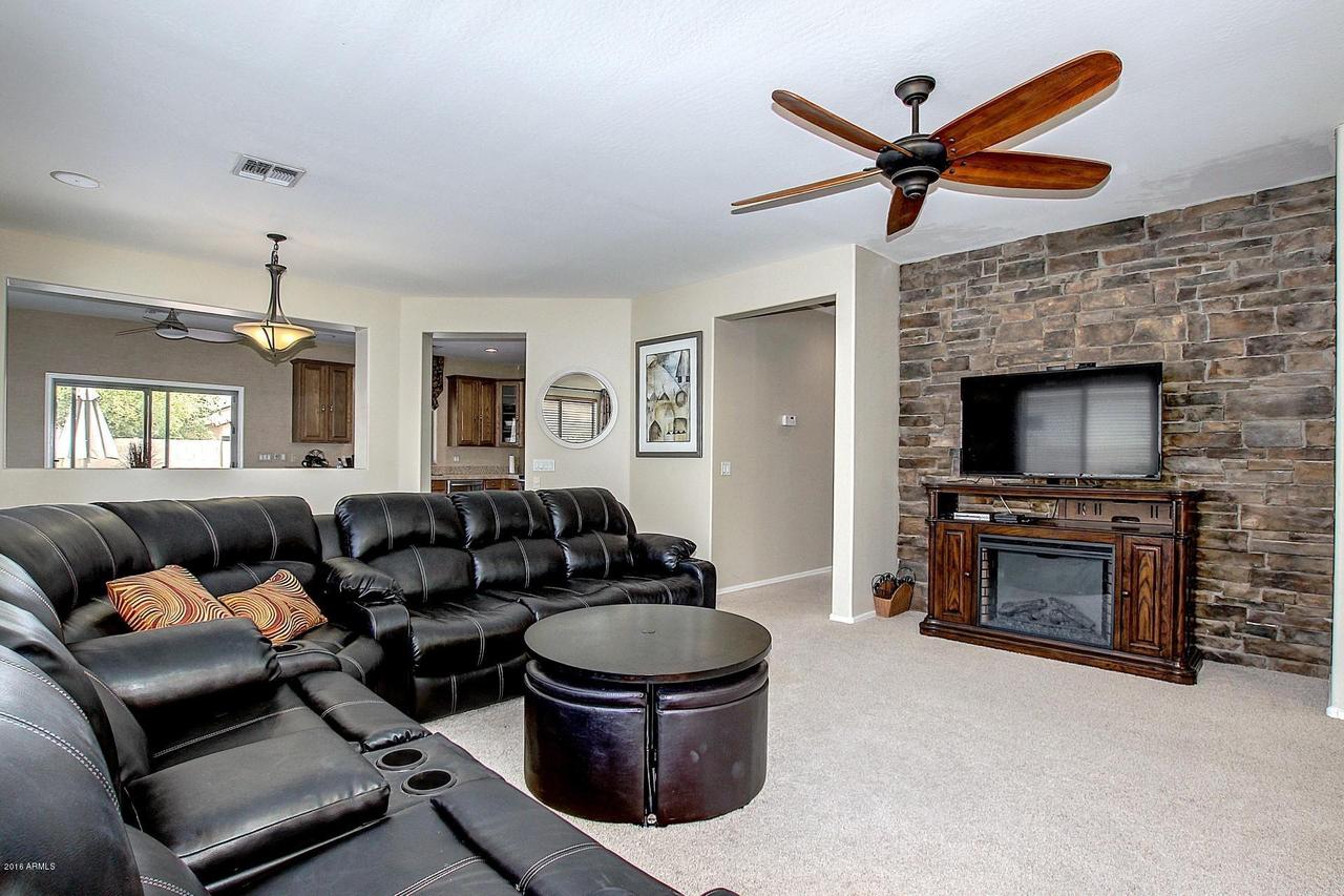 8722 W Preston Ln., Tolleson, AZ 85353