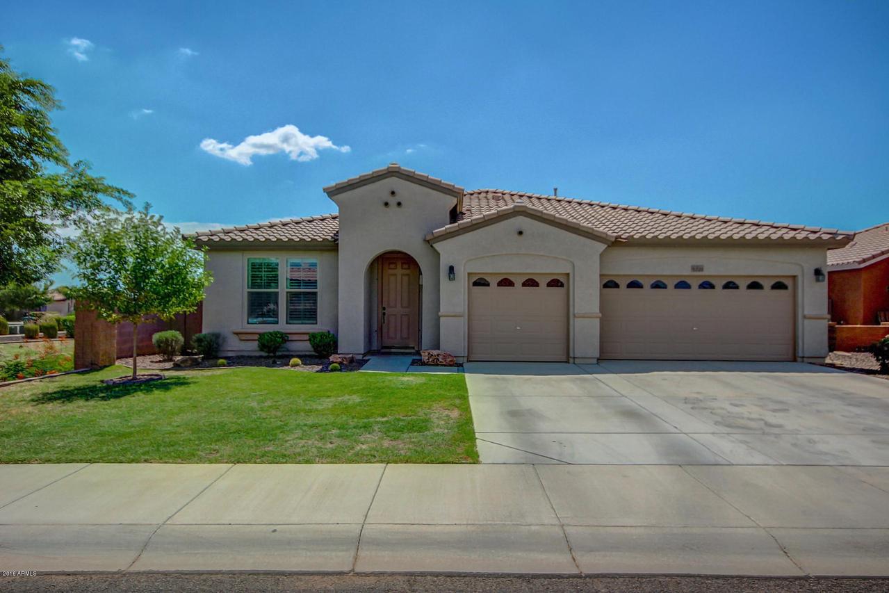 5221 N 193rd Dr., Litchfield Park, AZ 85340