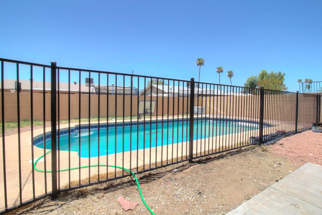 1814 N 66th Dr., Phoenix, AZ 85035