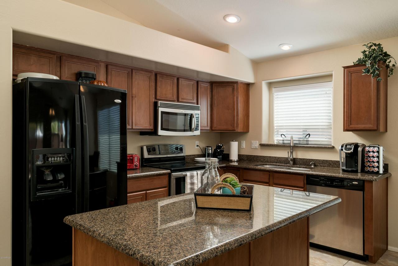 10325 W Albeniz Pl., Tolleson, AZ 85353