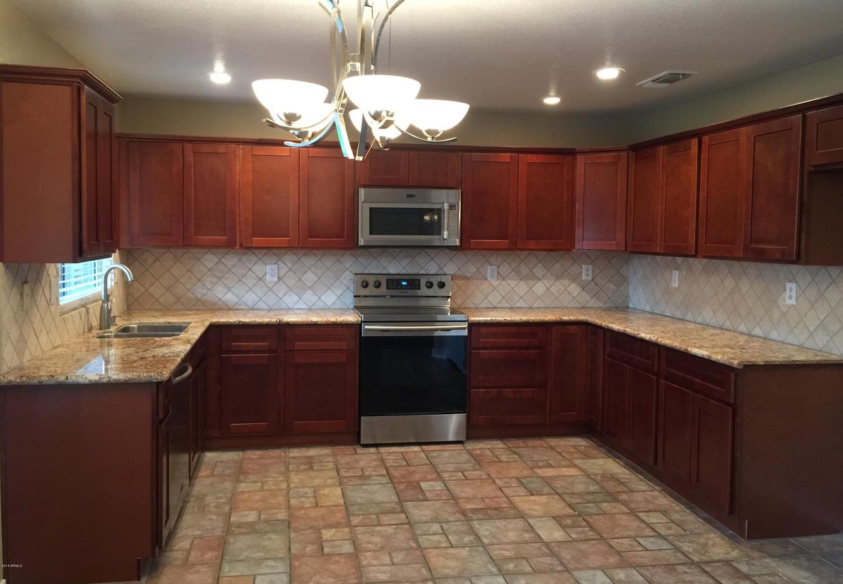 1560 W Dublin Ct., Chandler, AZ 85224