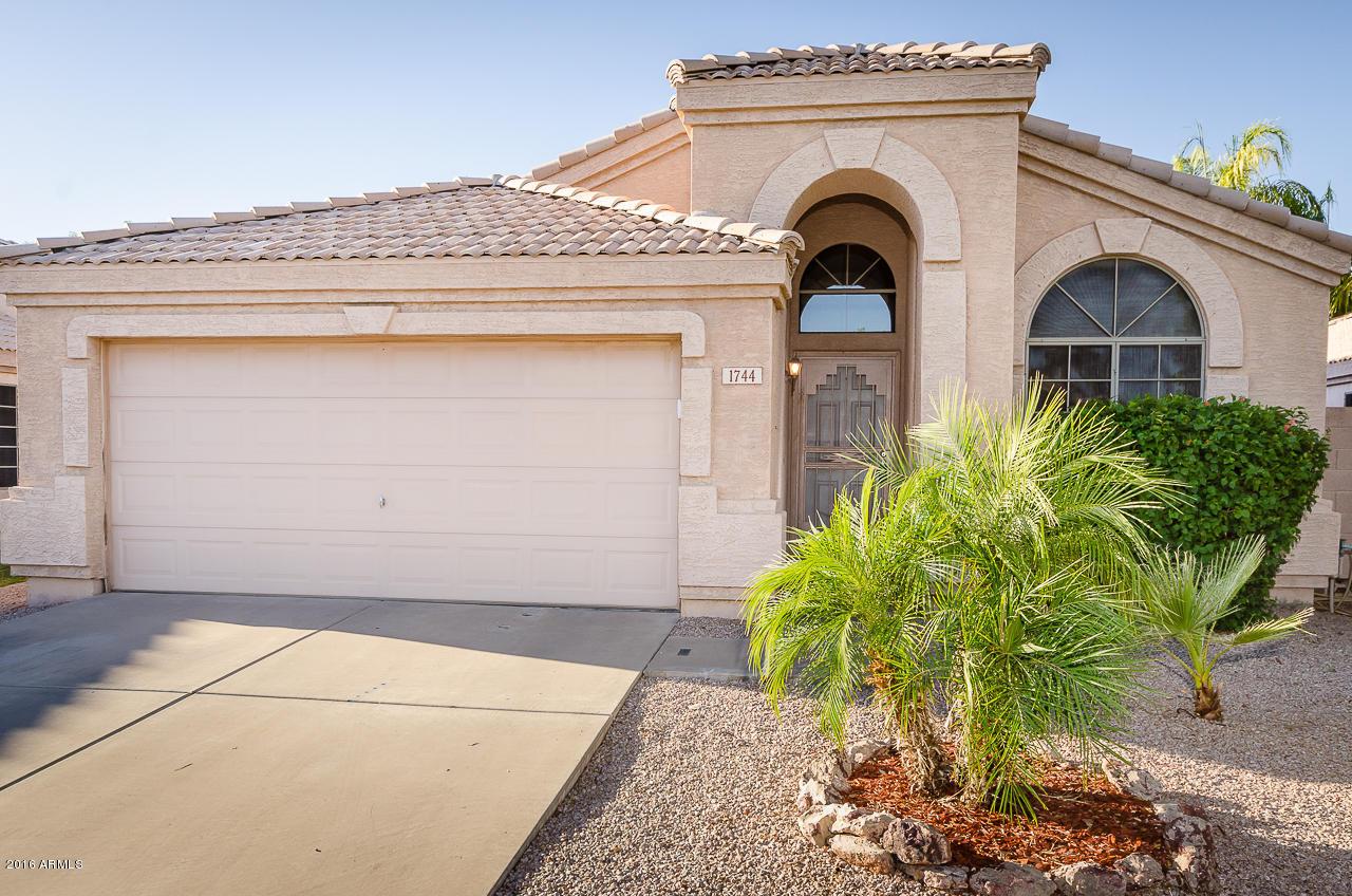 1744 E Palomino Dr., Gilbert, AZ 85296