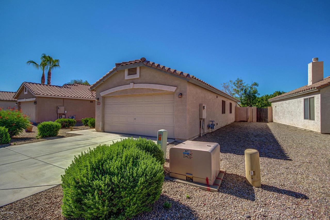 821 E Ross Ave., Phoenix, AZ 85024