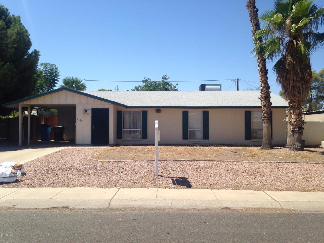 2209 E Marilyn Rd., Phoenix, AZ 85022