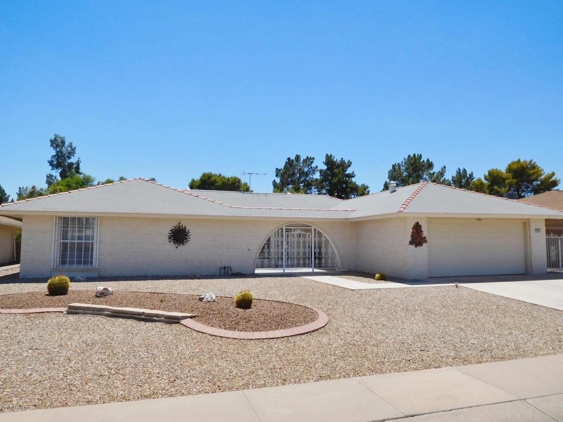 17814 N Country Club Dr., Sun City, AZ 85373
