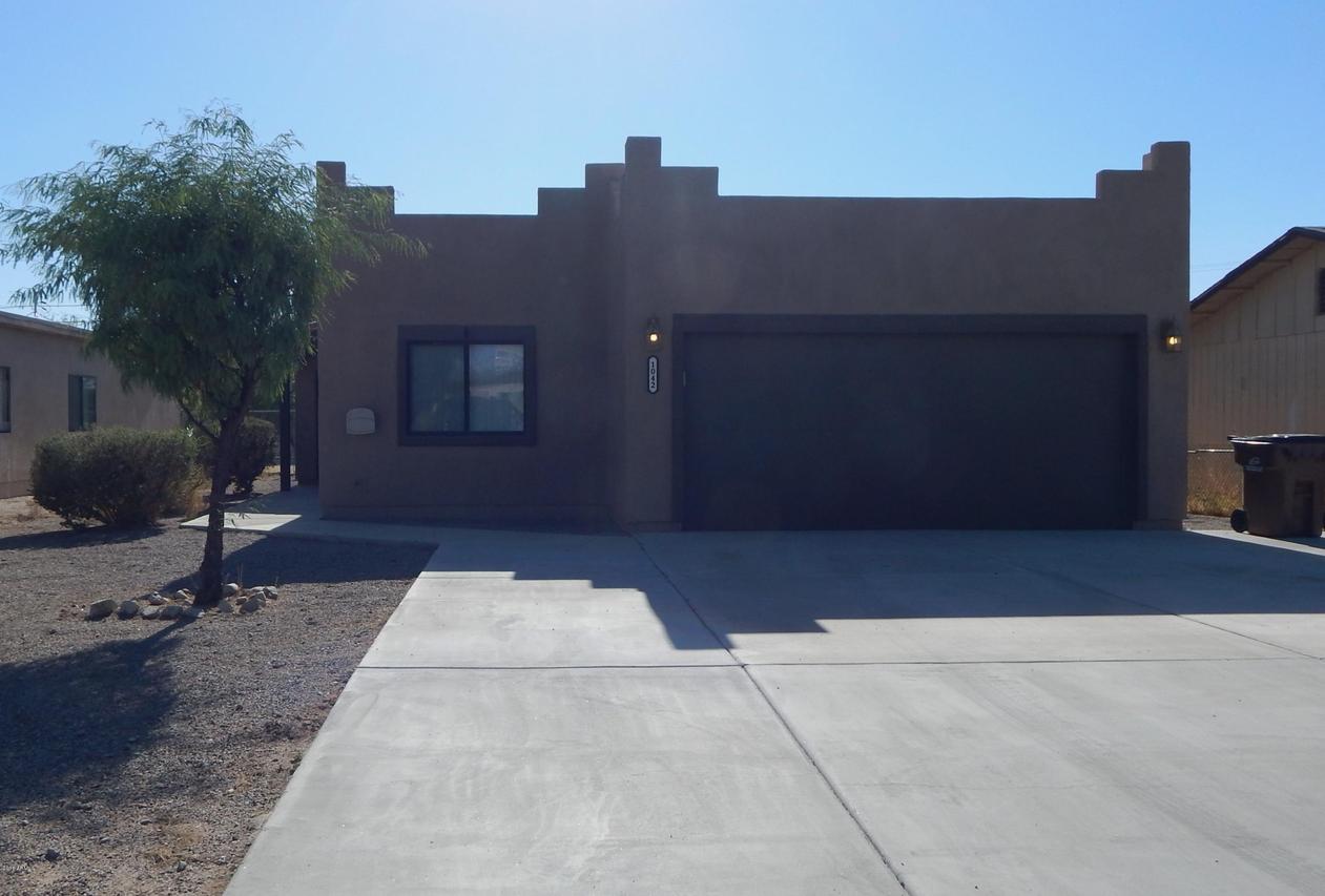 1042 S Elizabeth St., Florence, AZ 85232