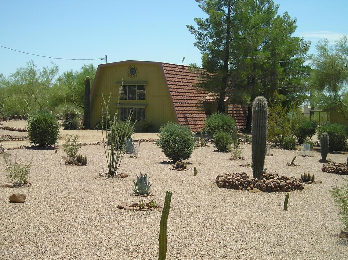 5889 E 20th Ave., Apache Junction, AZ 85119