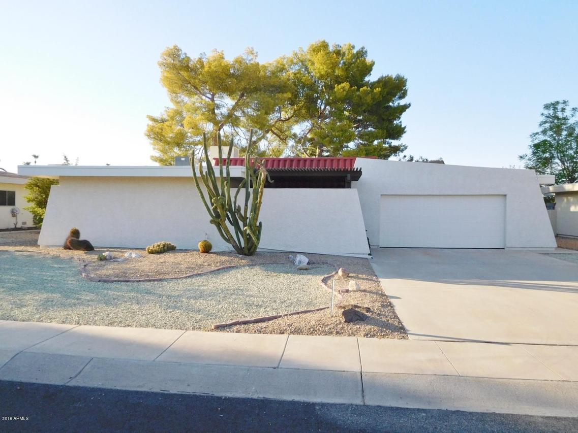 10809 W Palmeras Dr., Sun City, AZ 85373