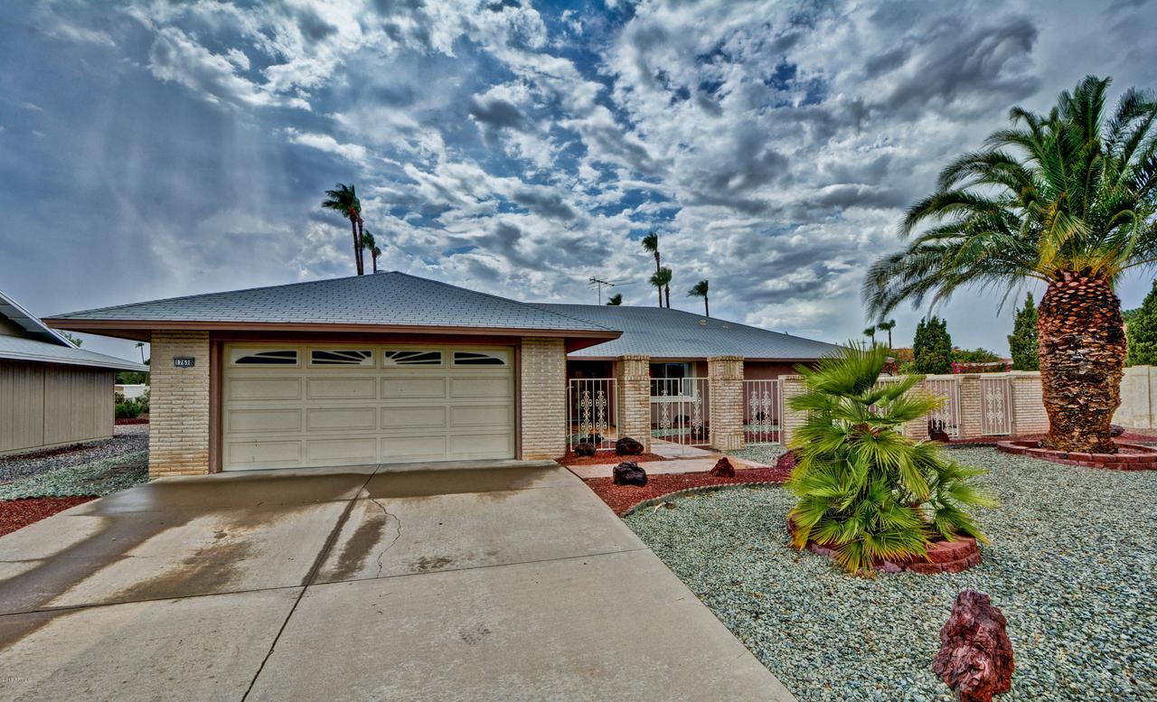 17618 N Conestoga Dr., Sun City, AZ 85373