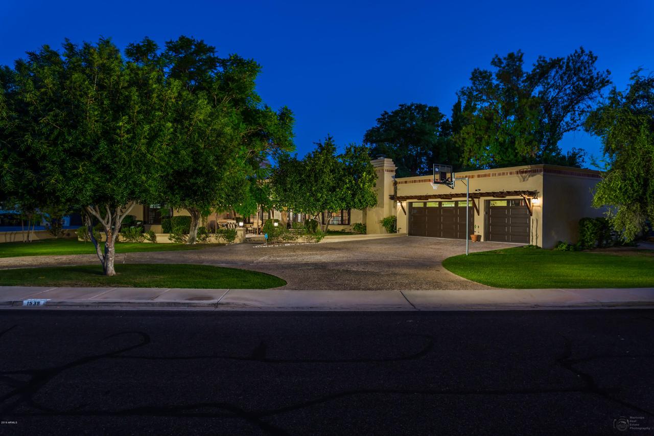 1539 E Elmwood Cir., Mesa, AZ 85203