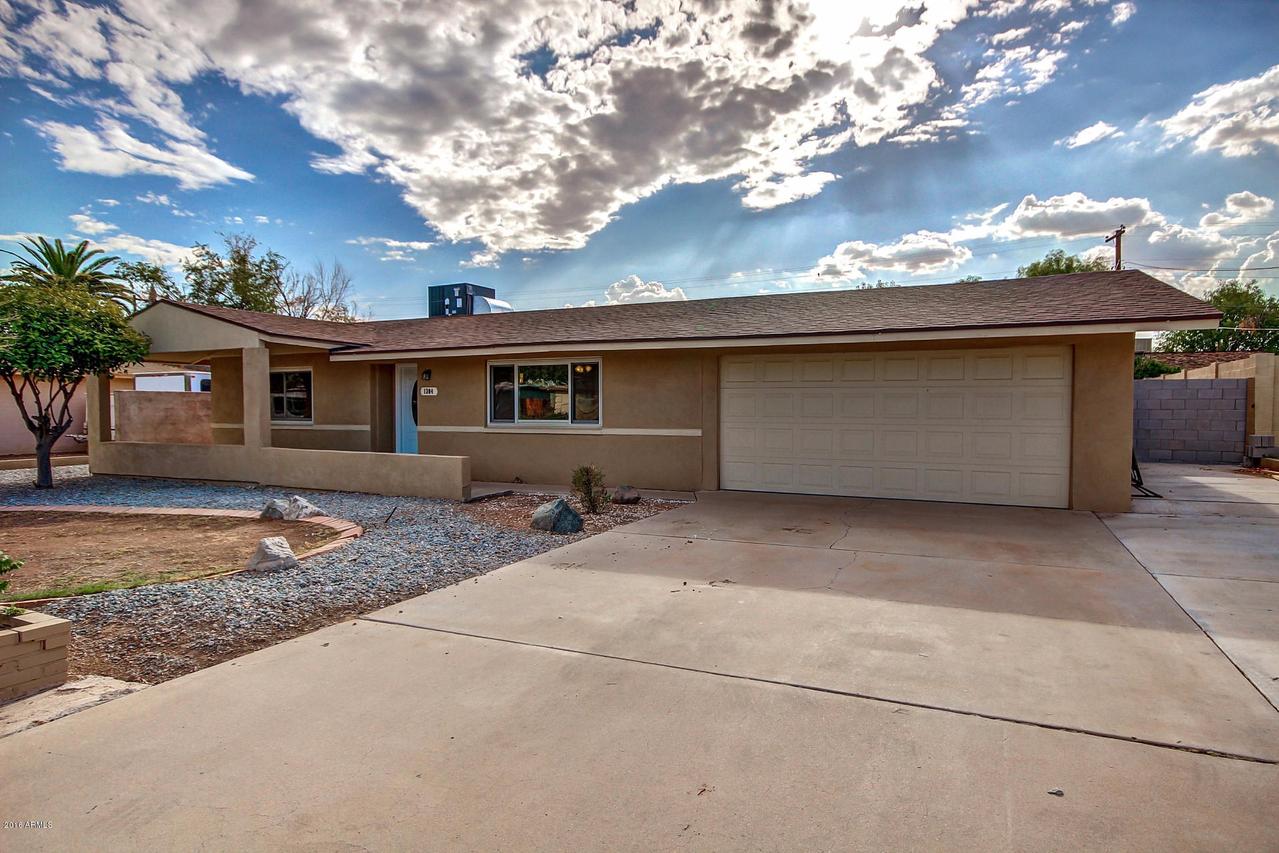 1304 N 24th St., Mesa, AZ 85213