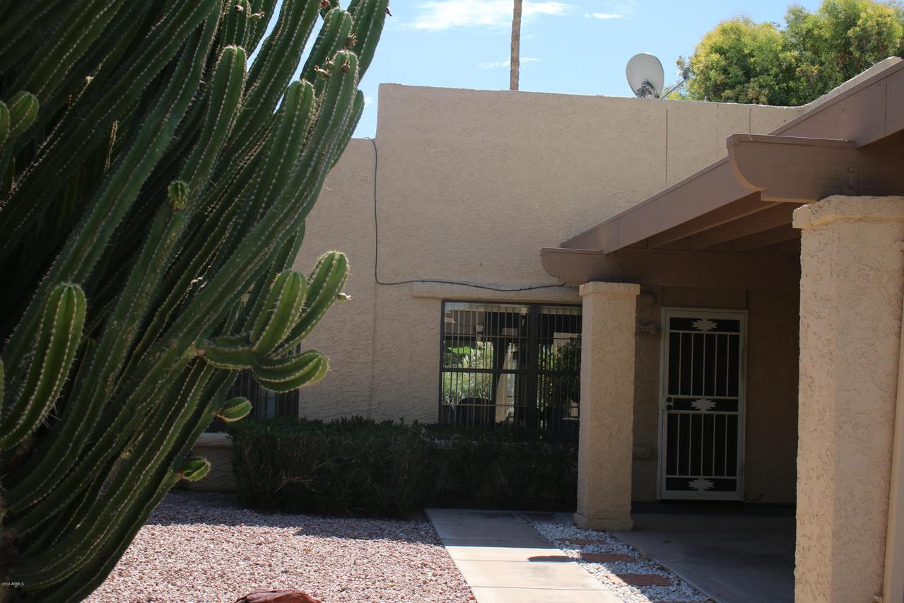 633 S 77th St., Mesa, AZ 85208