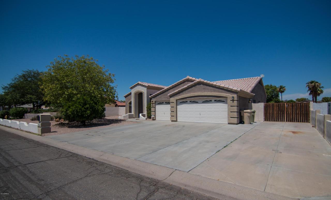 5381 N 82nd Ave., Glendale, AZ 85303