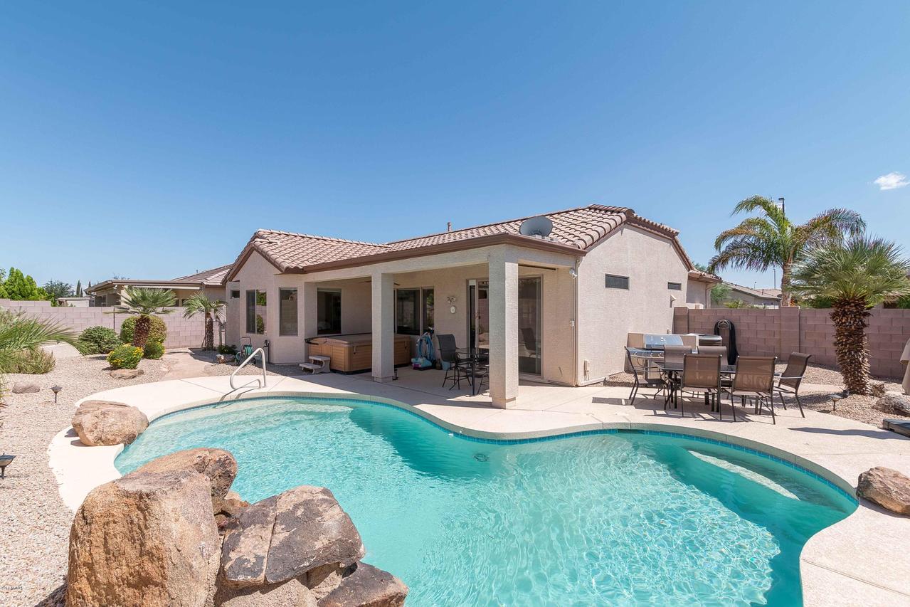 3078 E Hazeltine Way, Chandler, AZ 85249