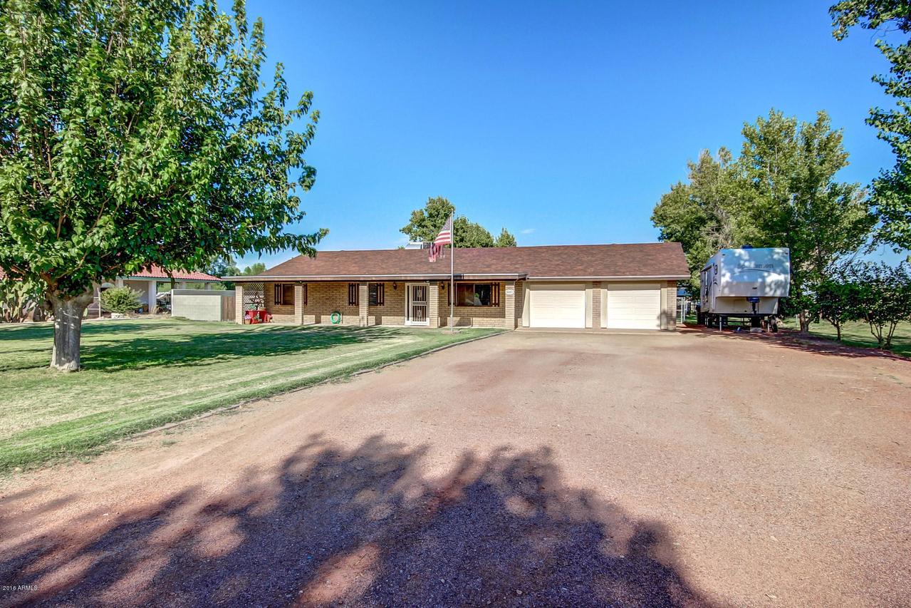 6607 N 185th Ave., Waddell, AZ 85335