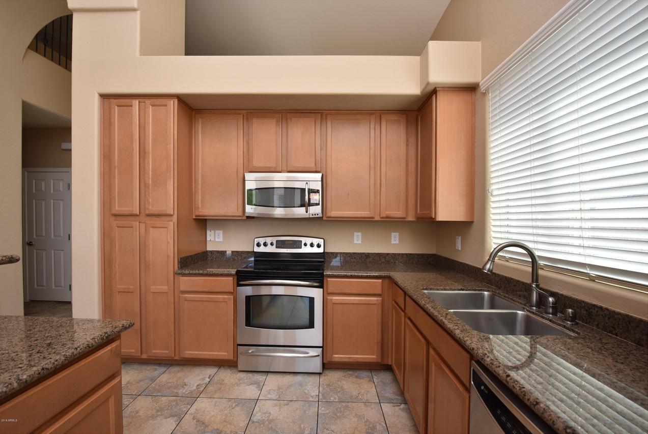 33518 N 25th Ave., Phoenix, AZ 85085