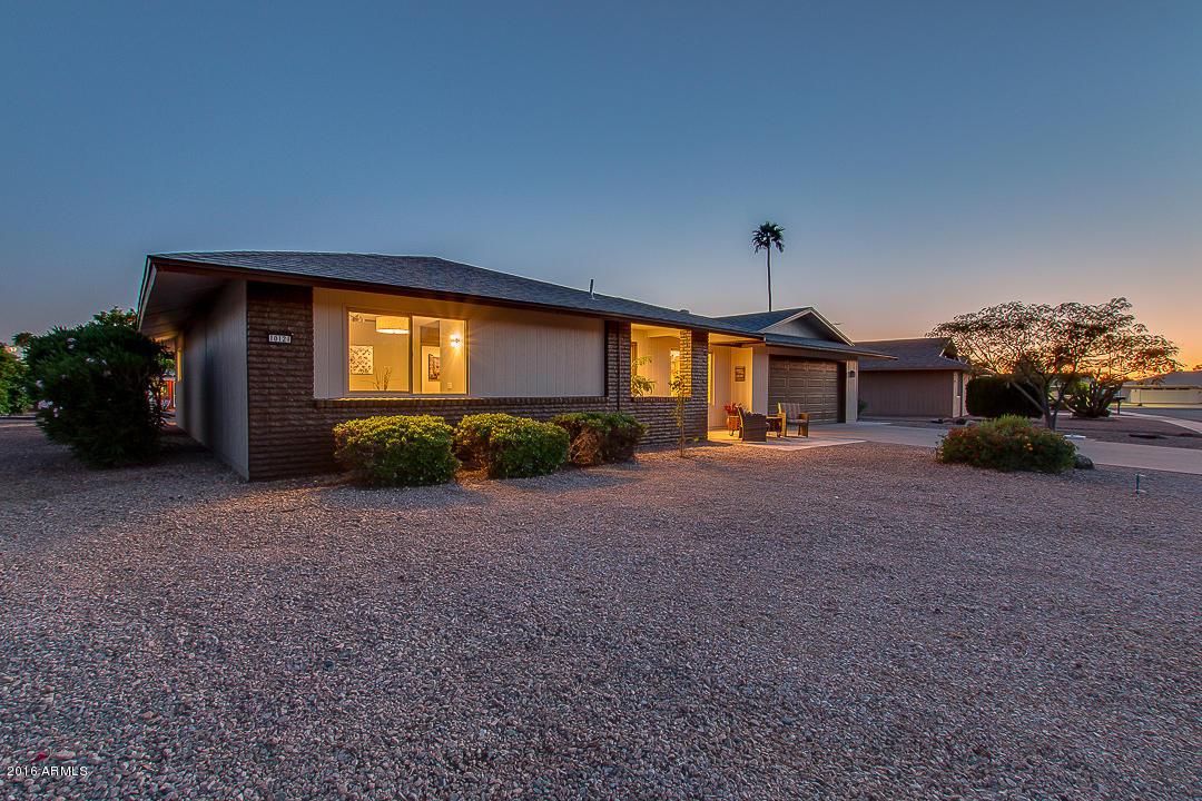 10121 W Signal Butte Cir., Sun City, AZ 85373