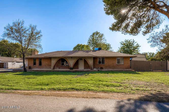 902 N Christa Way, Tolleson, AZ 85353