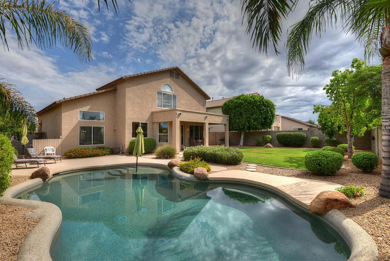 7675 W Robin Ln., Peoria, AZ 85383