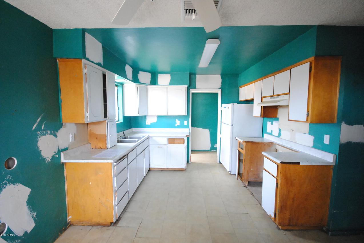 2047 W Wayland Rd., Phoenix, AZ 85041