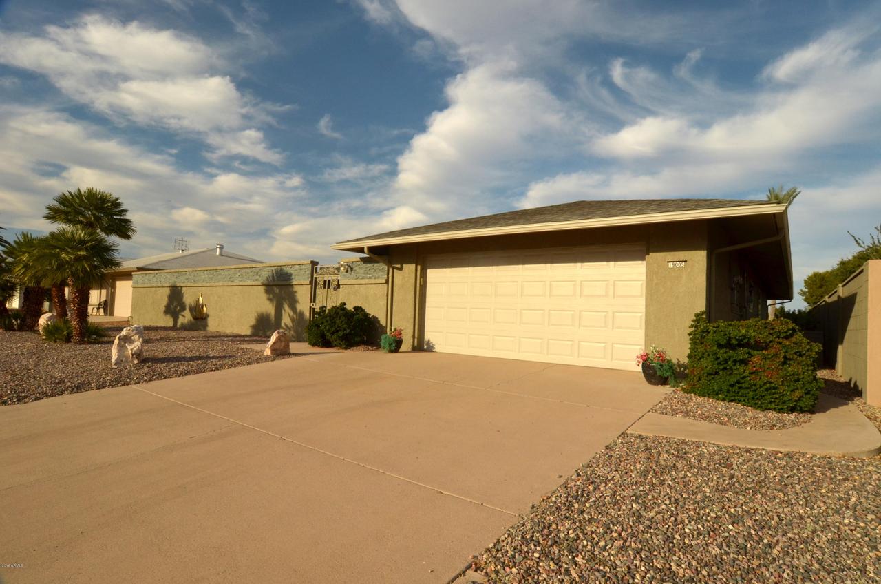 19005 N Welk Dr., Sun City, AZ 85373