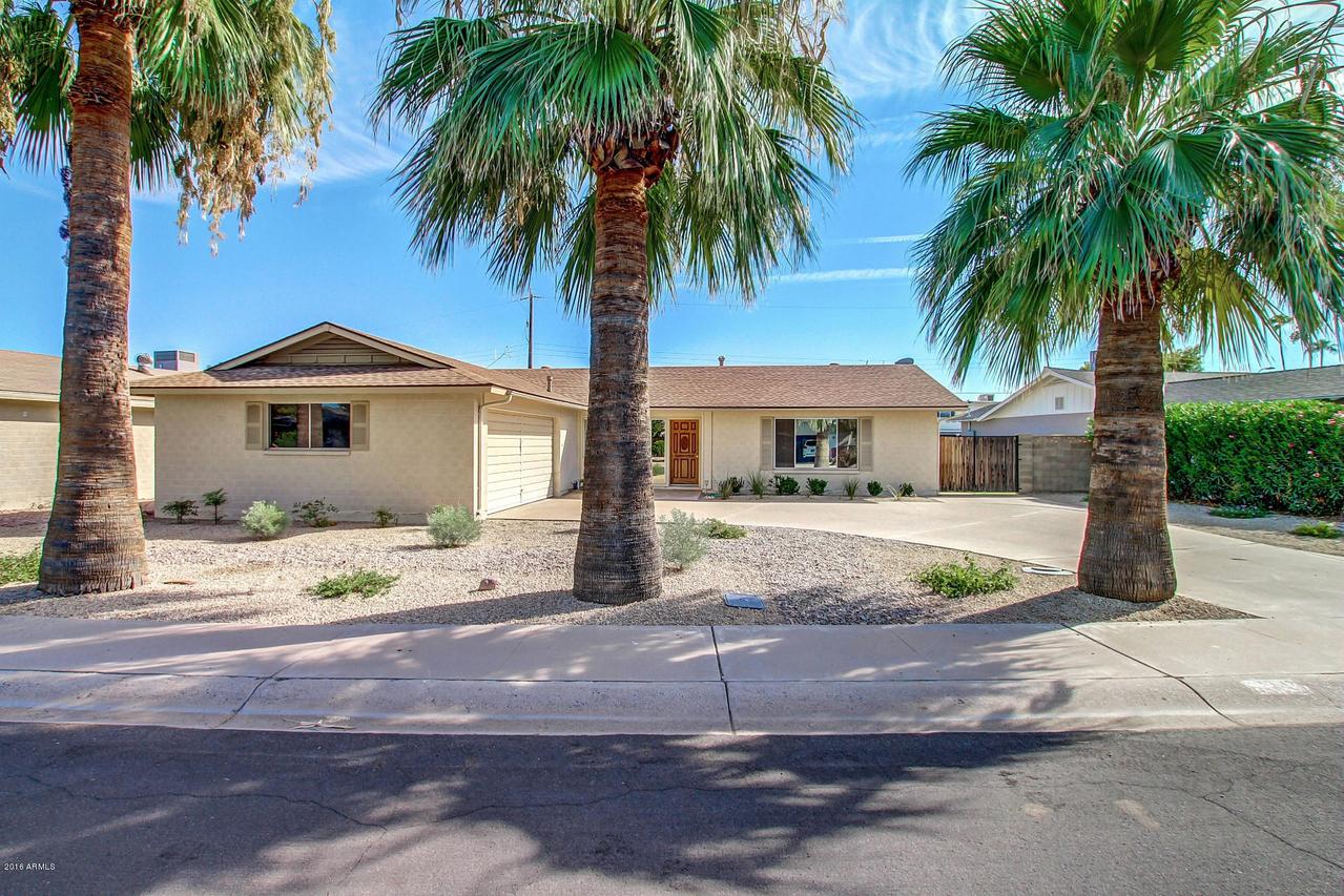 8431 E Orange Blossom Ln., Scottsdale, AZ 85250