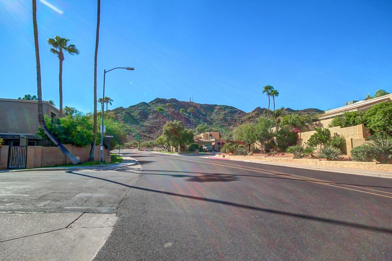 712 E North Ln. #2, Phoenix, AZ 85020