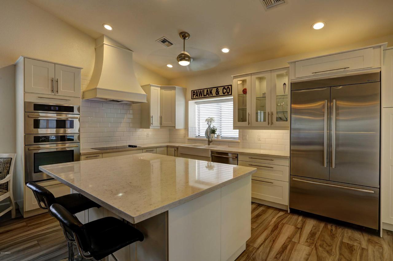 13215 S 35th St., Phoenix, AZ 85044