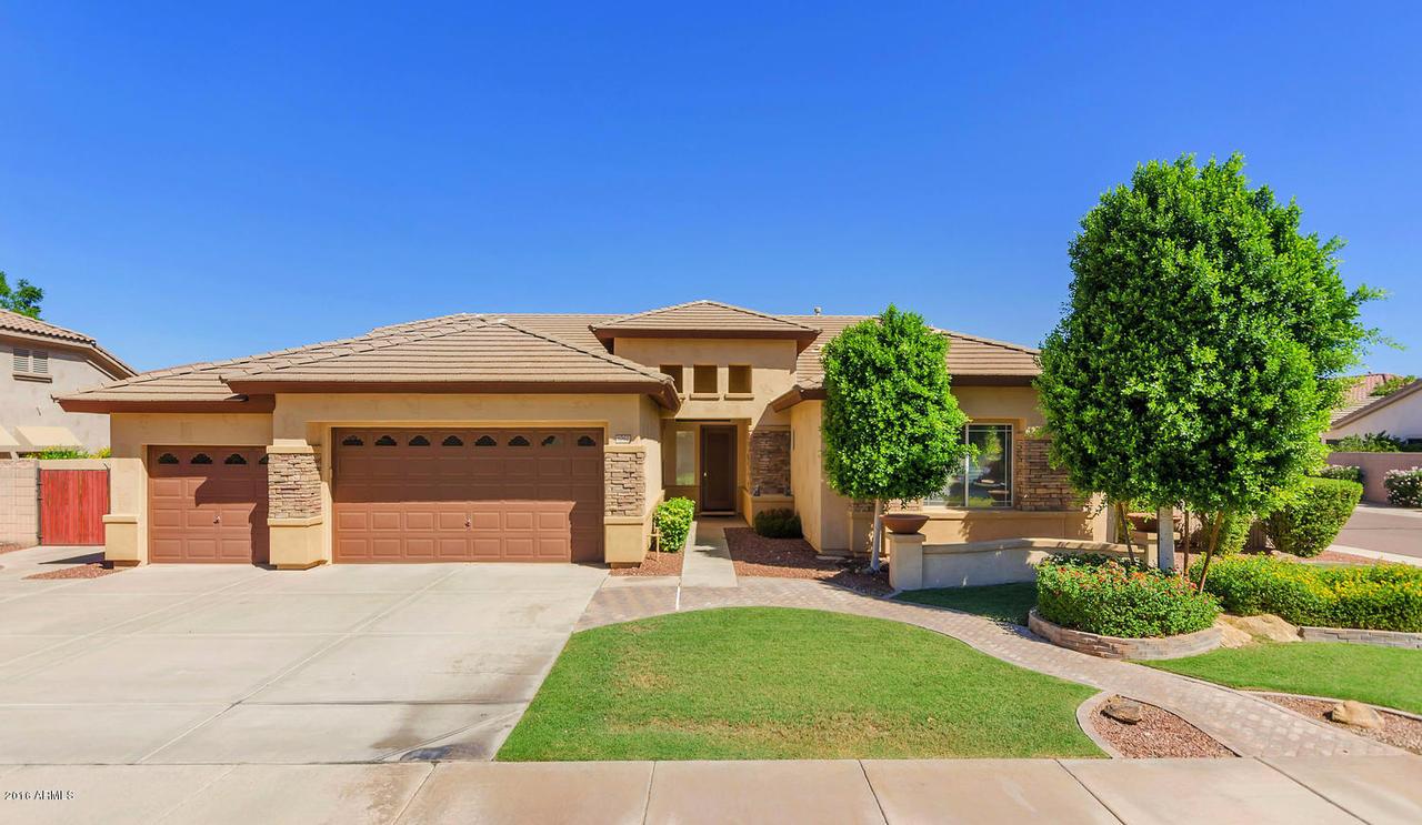 8062 W Sands Dr., Peoria, AZ 85383