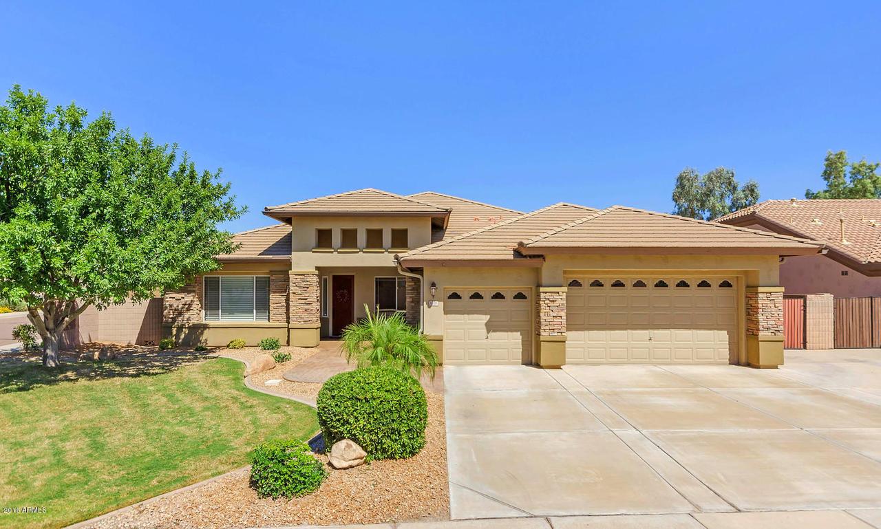 8208 W Carlota Ln., Peoria, AZ 85383