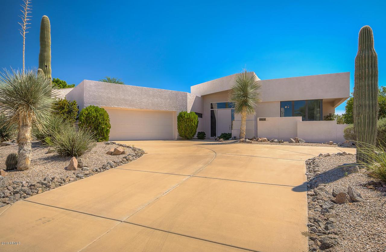 5945 E Viewmont Cir., Mesa, AZ 85215