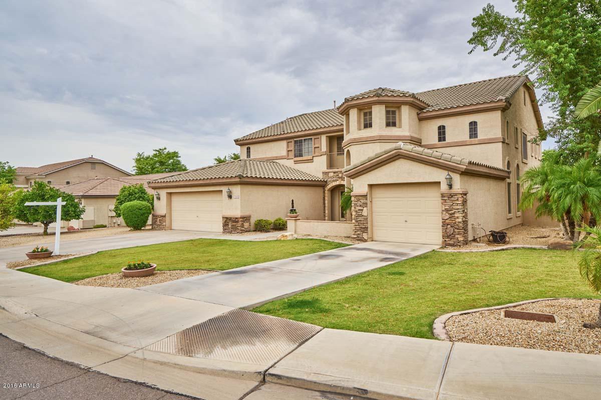 3132 E Hale St., Mesa, AZ 85213