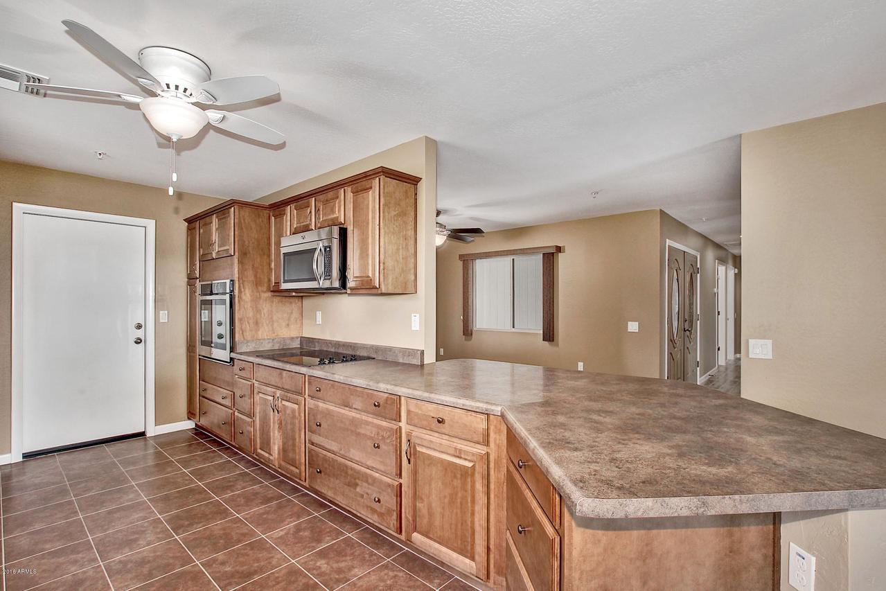 18838 N Lake Forest Dr., Sun City, AZ 85373