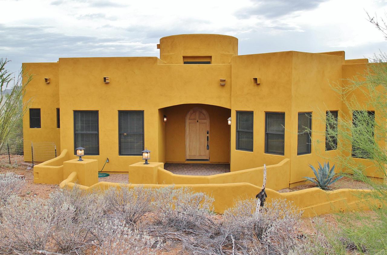 40519 N New River Rd., Phoenix, AZ 85086