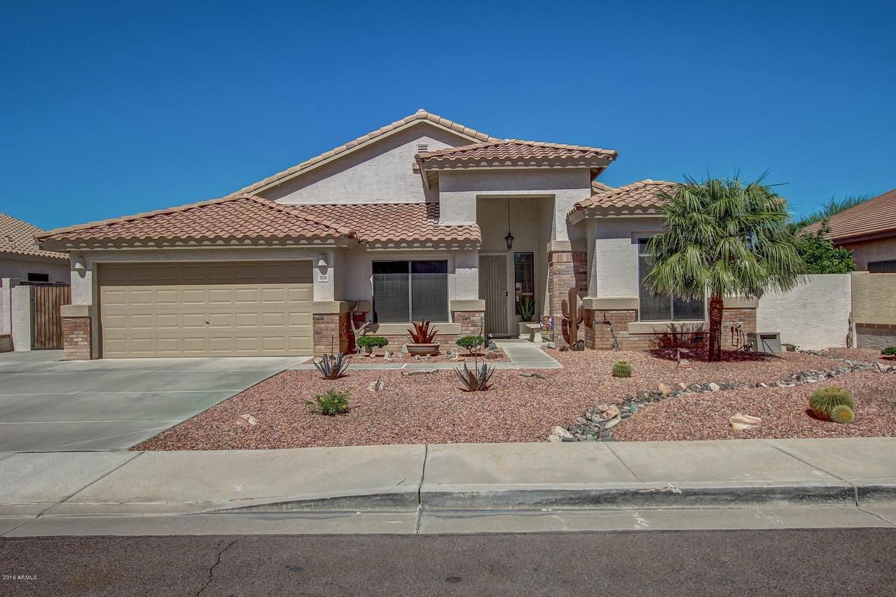 7230 W Dreyfus Dr., Peoria, AZ 85381