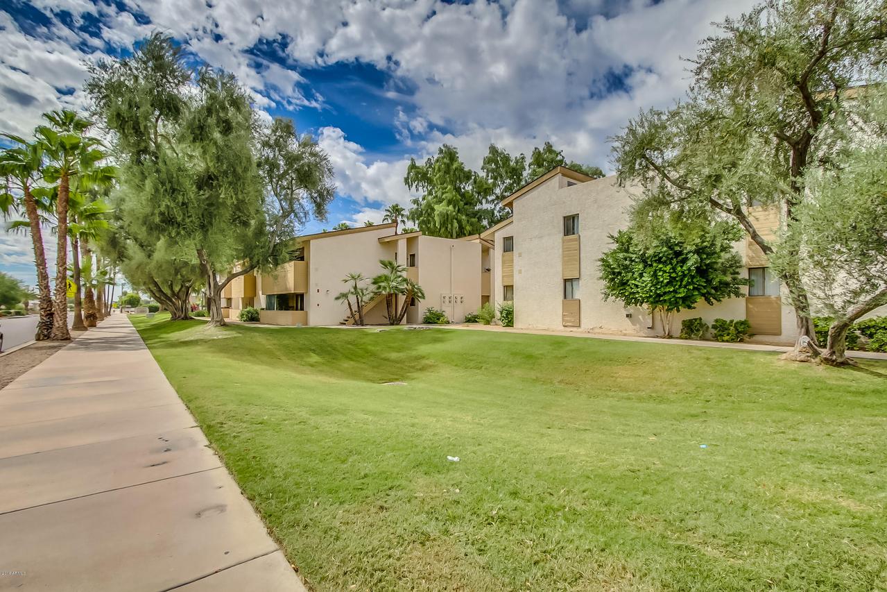 6480 N 82nd St. #2215, Scottsdale, AZ 85250