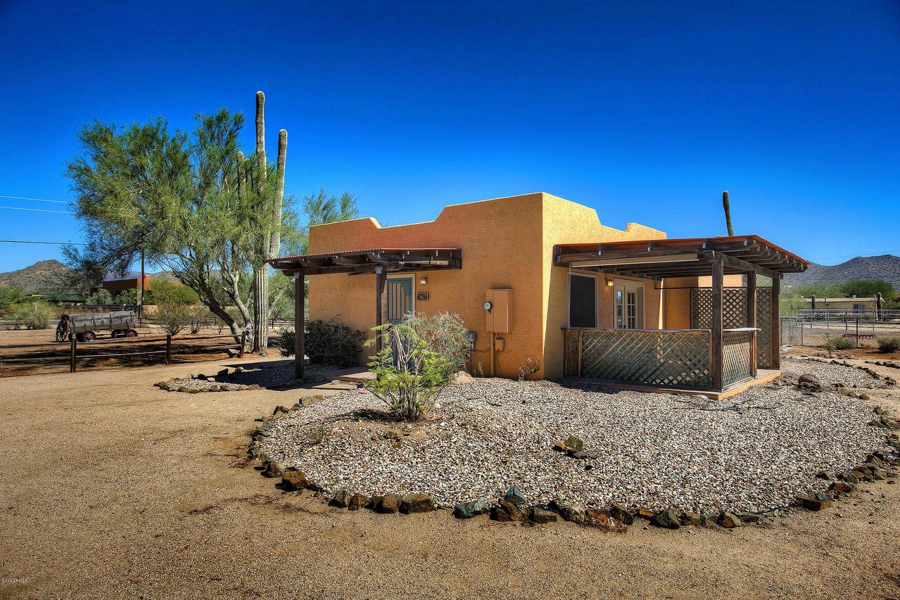 2637 E Maddock Rd., Cave Creek, AZ 85331