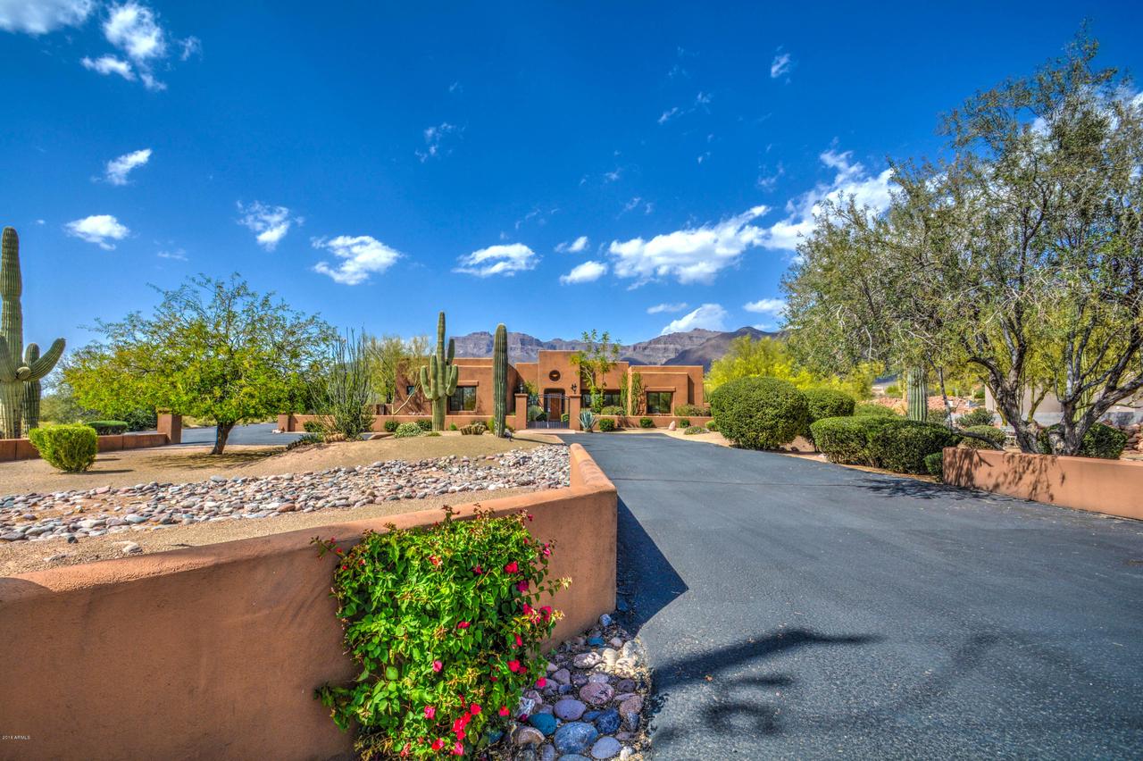 9650 E Cloudview Ave., Gold Canyon, AZ 85218